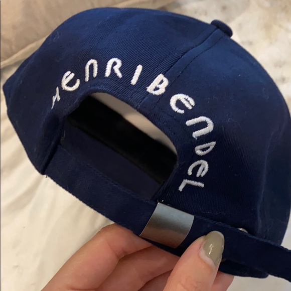 Henri Bendel cap - Picture 4 of 4